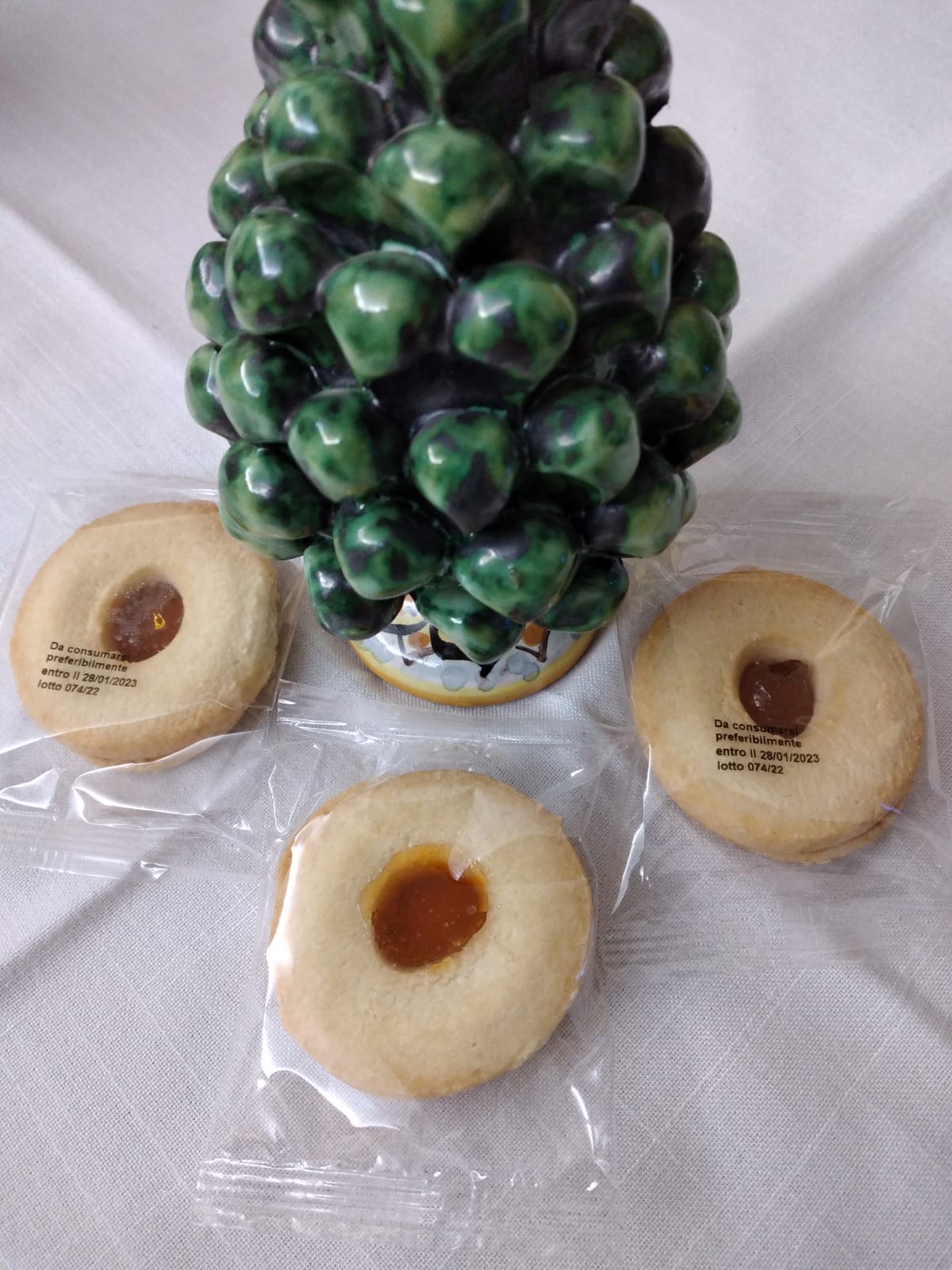 Biscotti artigianali vari alla marmellata o al cioccolato - Scatola da 1 kg